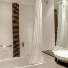 Отель Holiday Inn Glasgow City Centre Theatreland 4* Стандартный номер с 2 отдельными кроватями фото 3