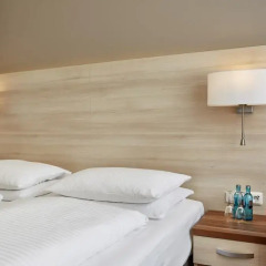 H+ Hotel Berlin Mitte 4* Стандартный номер с различными типами кроватей фото 5