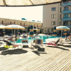 Отель Central Plaza Studio Болгария, Солнечный берег - отзывы, цены и фото номеров - забронировать отель Central Plaza Studio онлайн бассейн