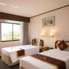 Asian Hotel 3* Номер Делюкс с 2 отдельными кроватями