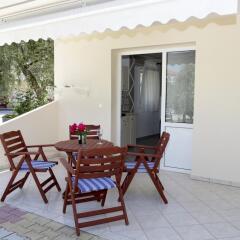 Отель Mythos Bungalows балкон