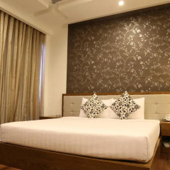 Valentine Hotel 3* Улучшенный номер с различными типами кроватей фото 19