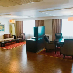 Отель Ramada Plaza by Wyndham Bangkok Menam Riverside Таиланд, Бангкок - отзывы, цены и фото номеров - забронировать отель Ramada Plaza by Wyndham Bangkok Menam Riverside онлайн интерьер отеля