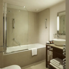 Отель The Cavendish London 4* Улучшенный номер с разными типами кроватей фото 5