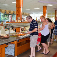 Отель Balaton Hotel Болгария, Солнечный берег - 1 отзыв об отеле, цены и фото номеров - забронировать отель Balaton Hotel онлайн питание фото 3