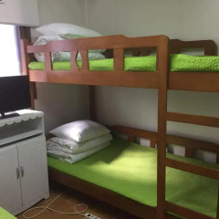 Отель Duri Guesthouse Стандартный семейный номер с двуспальной кроватью фото 3