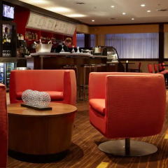 Отель Courtyard by Marriott Ottawa Downtown Канада, Оттава - отзывы, цены и фото номеров - забронировать отель Courtyard by Marriott Ottawa Downtown онлайн гостиничный бар