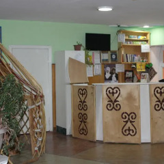 Отель Otel Issyk-Kul-Karakol Кыргызстан, Каракол - отзывы, цены и фото номеров - забронировать отель Otel Issyk-Kul-Karakol онлайн интерьер отеля фото 2