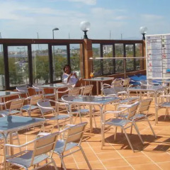 Отель Univers Hotel Испания, Курорт Росес - отзывы, цены и фото номеров - забронировать отель Univers Hotel онлайн бассейн