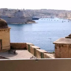 Отель Luciano Al Porto Boutique Accommodation Валетта