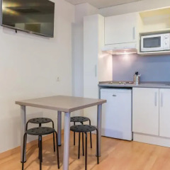 Отель Vertice Roomspace Madrid 3* Стандартный номер с различными типами кроватей фото 5