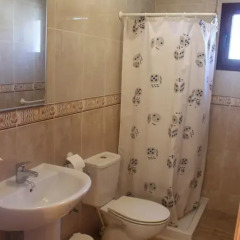 Отель Apartamentos Turísticos Edificio del Pino ванная фото 2