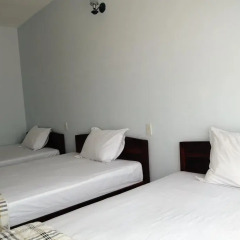 Quang Nhat Hotel Стандартный номер с различными типами кроватей