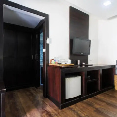 Отель Chaweng Cove Beach Resort 3* Улучшенное бунгало с различными типами кроватей