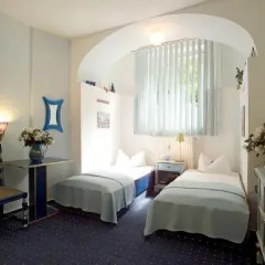 Отель Hotelgarni Frankfurt Стандартный номер с 2 отдельными кроватями фото 11