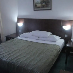 Le Vendome Hotel 4* Стандартный номер с различными типами кроватей фото 3