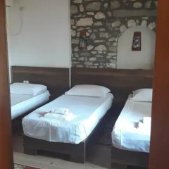 Отель Guest House Meti Албания, Берат - отзывы, цены и фото номеров - забронировать отель Guest House Meti онлайн ванная фото 2