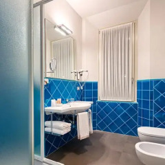 Отель Palazzo Trevi Charming House Италия, Болонья - отзывы, цены и фото номеров - забронировать отель Palazzo Trevi Charming House онлайн ванная фото 4
