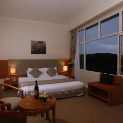 Отель Muong Thanh Da Lat 3* Номер Делюкс с различными типами кроватей фото 3