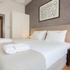 Отель Feels Like Home Rossio Prime Suites 4* Стандартный номер с 2 отдельными кроватями (общая ванная комната) фото 36