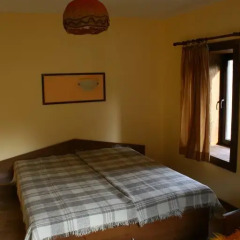 Отель Guesthouse KaraIvan Болгария, Чепеларе - отзывы, цены и фото номеров - забронировать отель Guesthouse KaraIvan онлайн комната для гостей фото 3