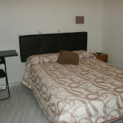 Отель Jqc Rooms Стандартный номер
