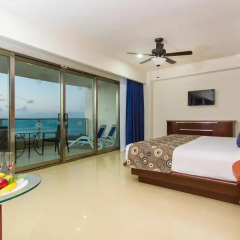 Отель Seadust Cancun Family Resort 5* Люкс с различными типами кроватей фото 6