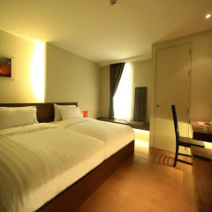Silom One Hotel 3* Улучшенный номер фото 6