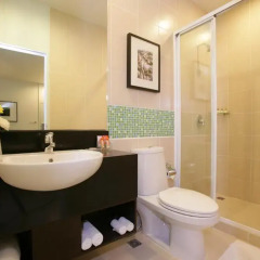 Отель Legacy Express Sukhumvit By Compass Hospitality 3* Номер Делюкс