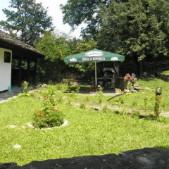 Отель Tacheva Family House - Pool Access Коттедж фото 40