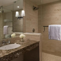 Отель Four Seasons Los Angeles at Beverly Hills 5* Улучшенный номер с различными типами кроватей фото 7