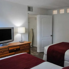Отель Regency Inn & Suites 2* Люкс с 2 отдельными кроватями фото 9