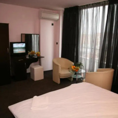 Family Hotel Santana 2* Номер Делюкс фото 2