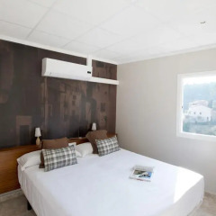 Отель Hostal Guilleumes комната для гостей фото 4