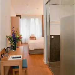 The Bank Hotel 3* Стандартный номер с двуспальной кроватью фото 4