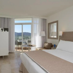 Отель Meliá Calviá Beach 4* Стандартный номер с различными типами кроватей