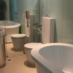 Отель Kapok Shenzhen Luohu Китай, Шэньчжэнь - отзывы, цены и фото номеров - забронировать отель Kapok Shenzhen Luohu онлайн ванная