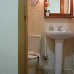 Отель Hostal Tirso Plaza ванная фото 2