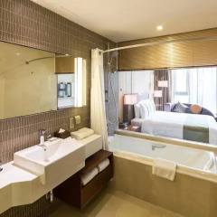 Отель Holiday Inn Shanghai Hongqiao ванная