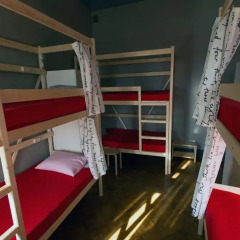 Artist Hostel na Kievskoy Кровать в мужском общем номере с двухъярусными кроватями фото 3