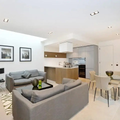 Отель The St. James Residences комната для гостей