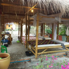 Lanta Long Beach Hostel интерьер отеля