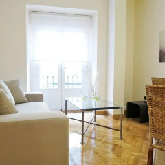 Отель Almaden Apartment Испания, Мадрид - отзывы, цены и фото номеров - забронировать отель Almaden Apartment онлайн комната для гостей фото 3