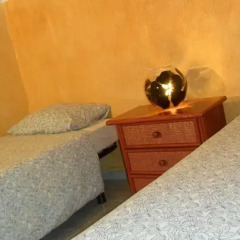 Отель Ramblas Portaferrissa - Guesthouse Барселона спа
