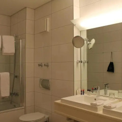 relexa Hotel Airport Düsseldorf - Ratingen 4* Улучшенный номер с различными типами кроватей