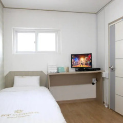 Отель K-POP GUESTHOUSE Seoul Station 2* Номер категории Эконом с различными типами кроватей фото 7