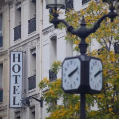 Отель Hôtel Des Halles Париж городской автобус