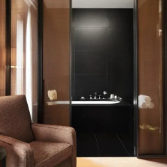 Bulgari Hotel Milan 5* Улучшенный номер с различными типами кроватей фото 3