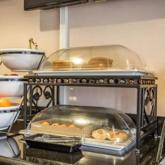 Отель Comfort Inn Monterey Park Монтерей-Парк в номере