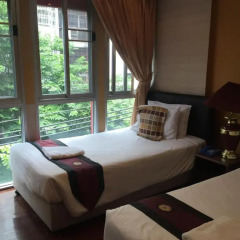 Отель China Guest Inn Бангкок спа